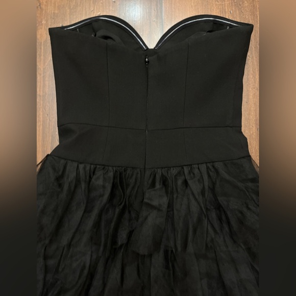 Likely Glynn Mini Dress Size 4 Black Tulle Ruffle Strapless Revolve Chic Party - Picture 8 of 15